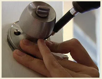 Evanston IL Locksmith Store Evanston, IL 847-777-0517 Evanston IL Locksmith Store Evanston, IL 847-777-0517 - 9-locks-change